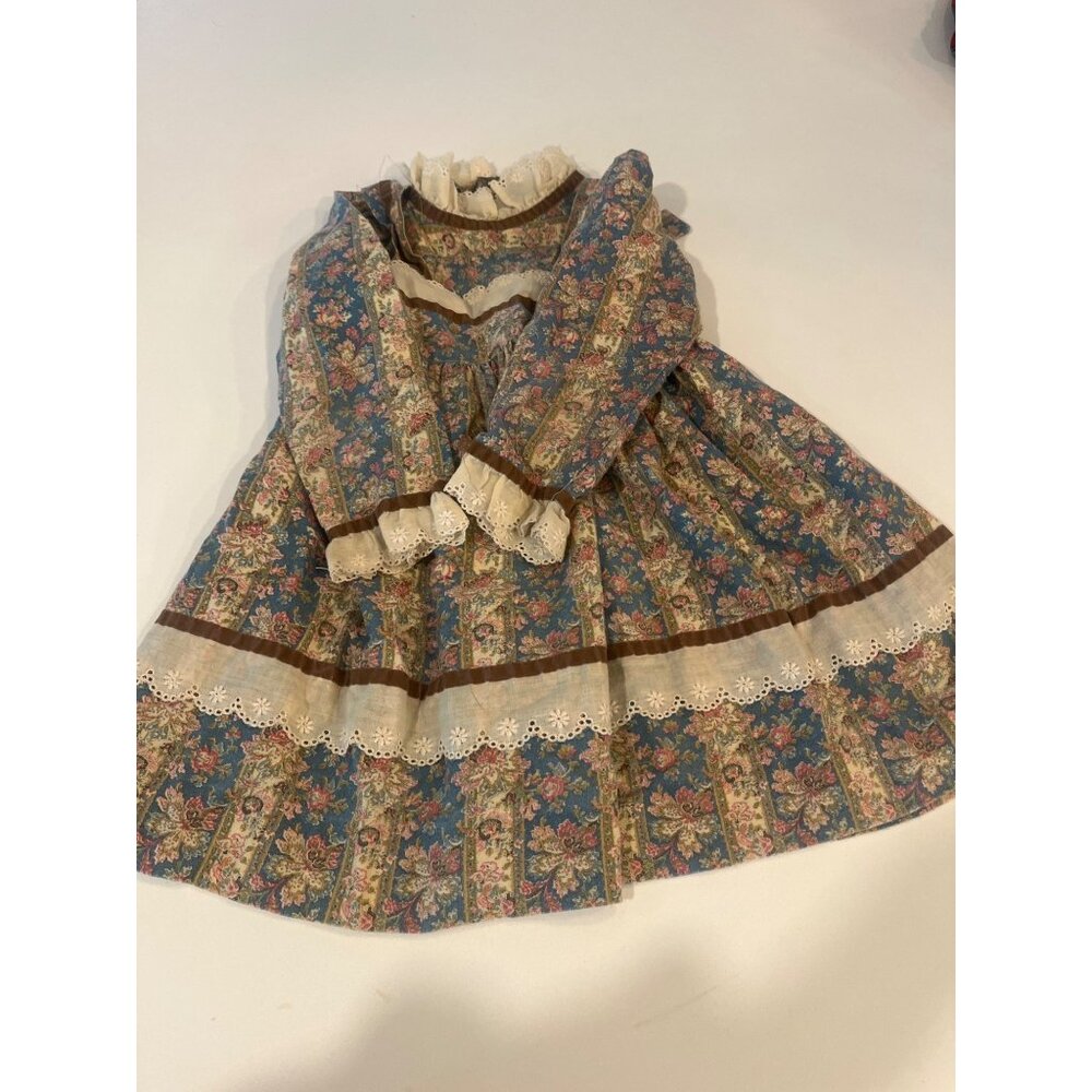 Vintage Peach & Cream Girls Dress Size 4 Floral Blue/Brown Lace Accents Victoria